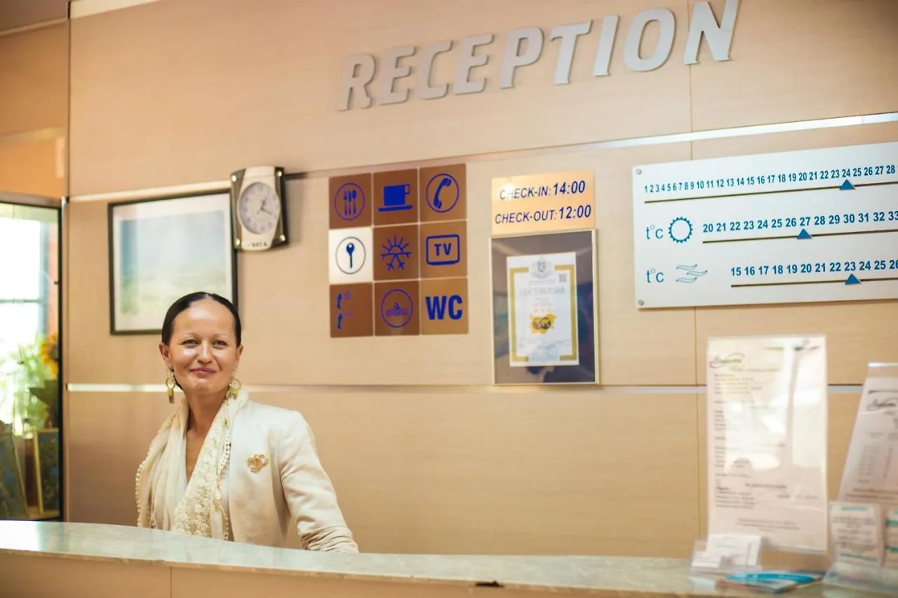 Bohemi Hotel All Inclusive And Free Parking Sunny Beach 3*,